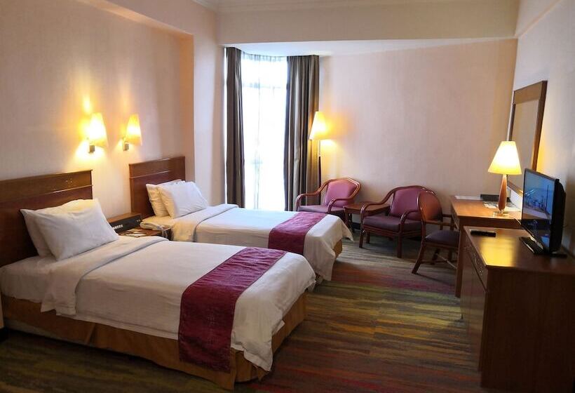 호텔 Grand Continental  Kuala Terengganu