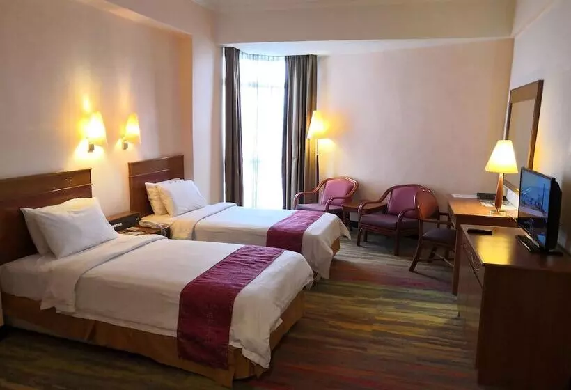 호텔 Grand Continental  Kuala Terengganu