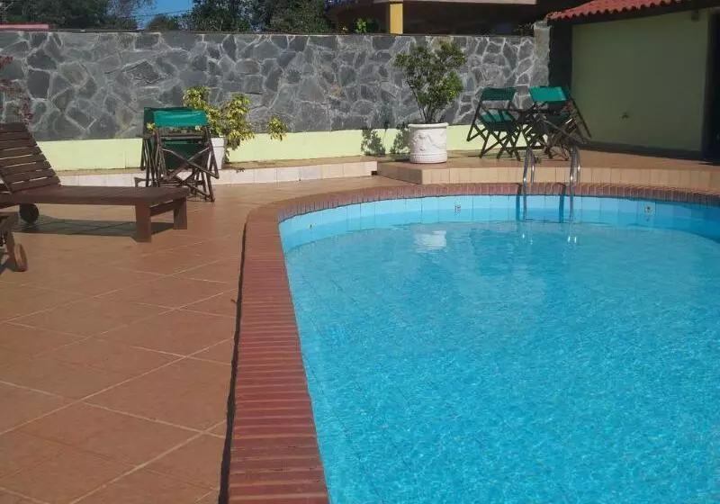 هتل Hosteria Los Helechos