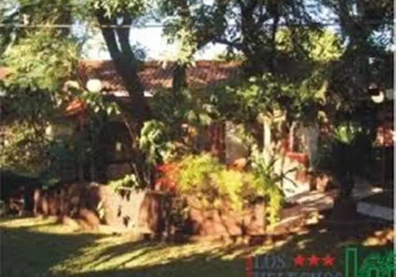 هتل Hosteria Los Helechos