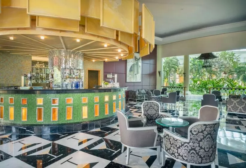 ホテル JOIA Paraíso by Iberostar - Adults Only