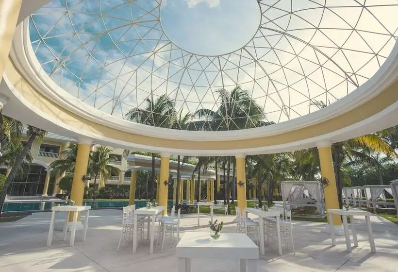 ホテル JOIA Paraíso by Iberostar - Adults Only