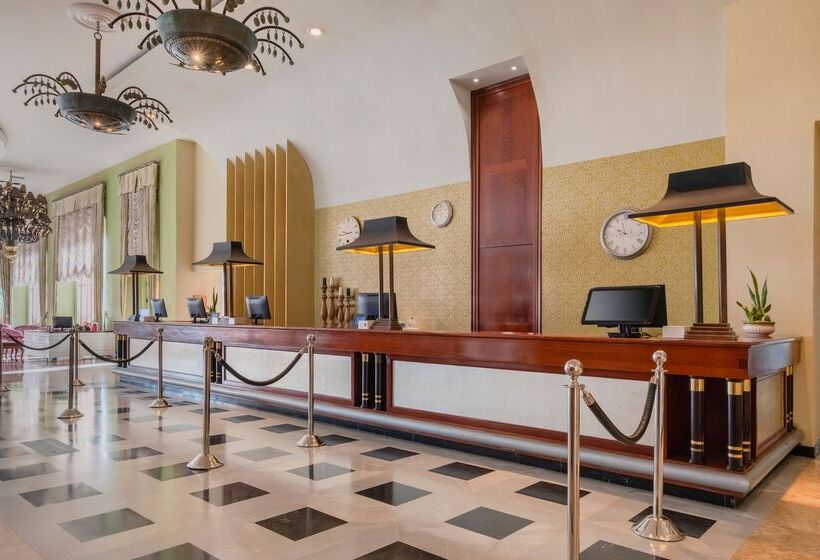 هتل Iberostar Selection Rose Hall Suites