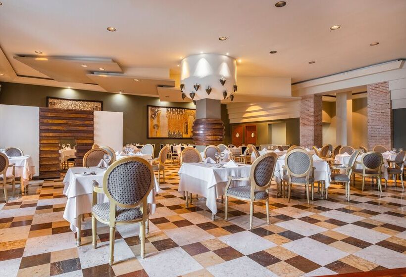 هتل Iberostar Selection Rose Hall Suites