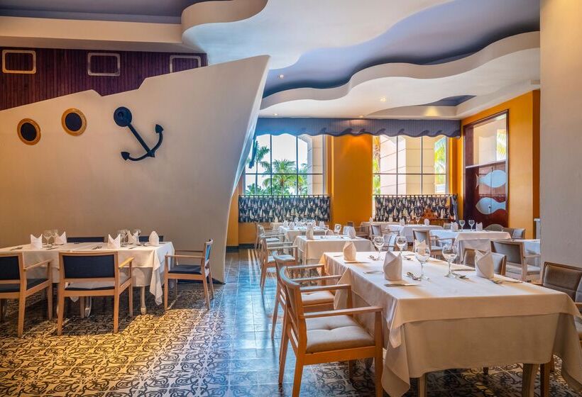 هتل Iberostar Selection Rose Hall Suites