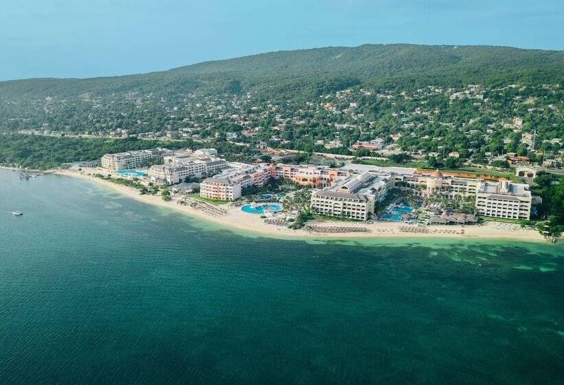 هتل Iberostar Selection Rose Hall Suites