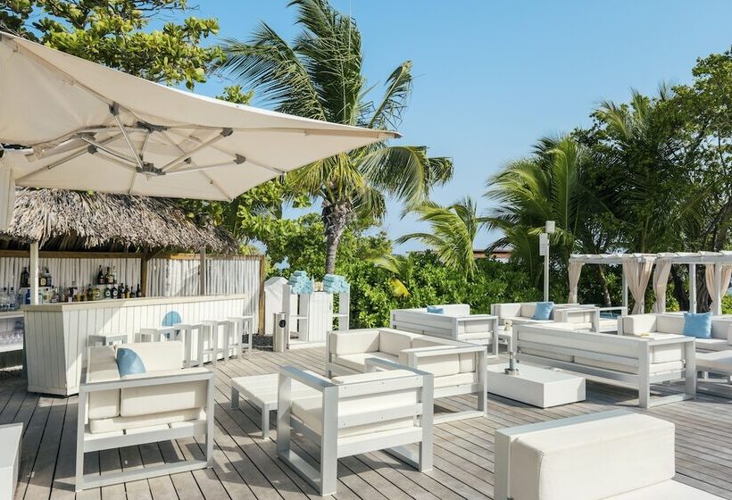 هتل Iberostar Selection Rose Hall Suites