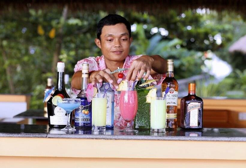 Independence Hotel Resort & Spa