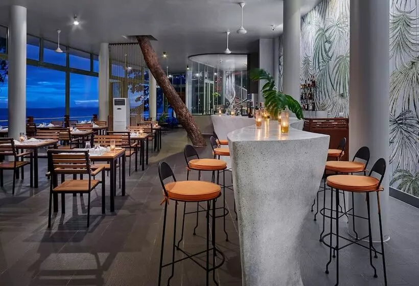 Independence Hotel Resort & Spa