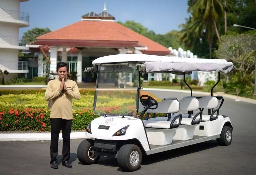 Independence Hotel Resort & Spa