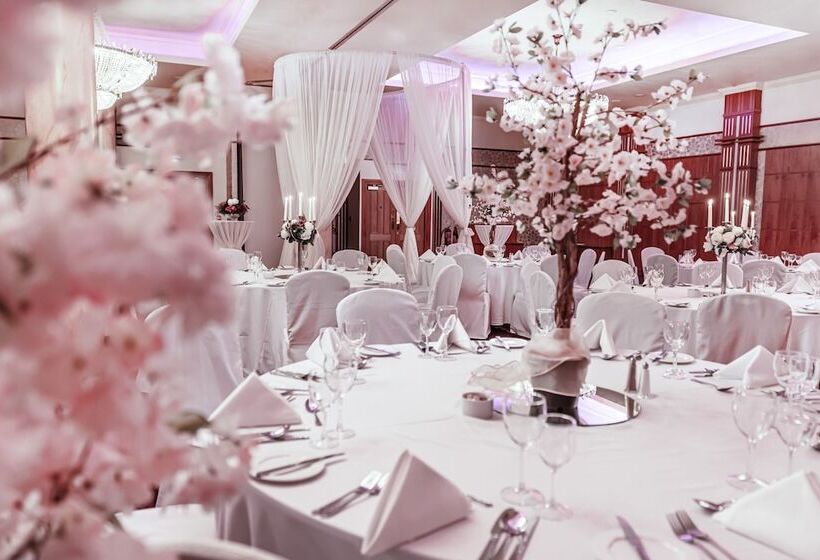 Knightsbrook Hotel & Golf Resort