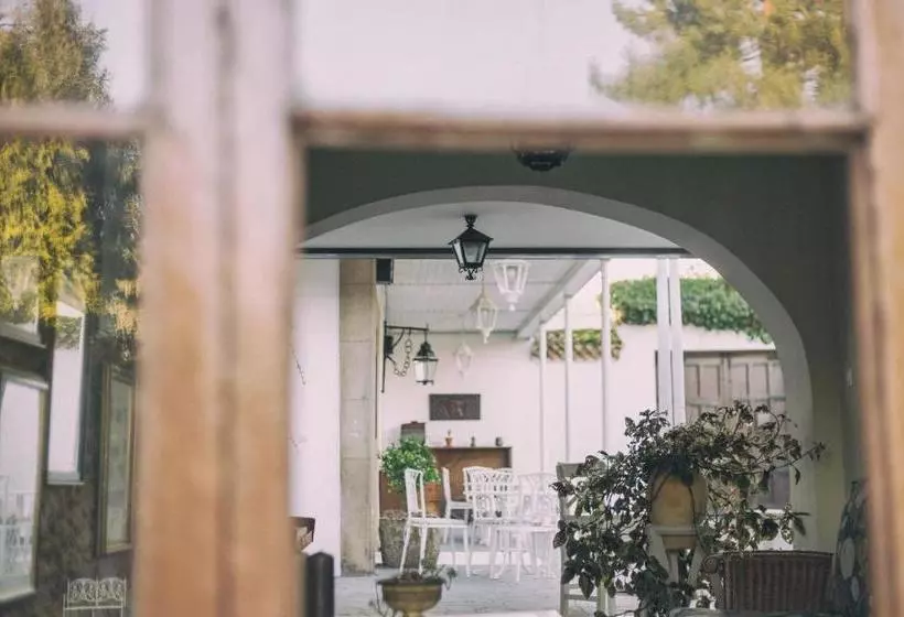 هتل La Casona De Amandi