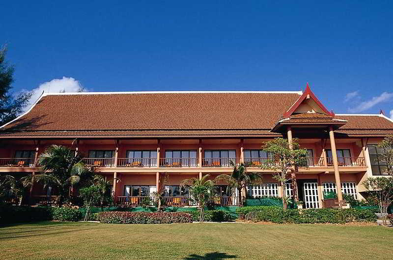 בית מלון כפרי Lanta Casuarina Beach Resort   Sha Plus