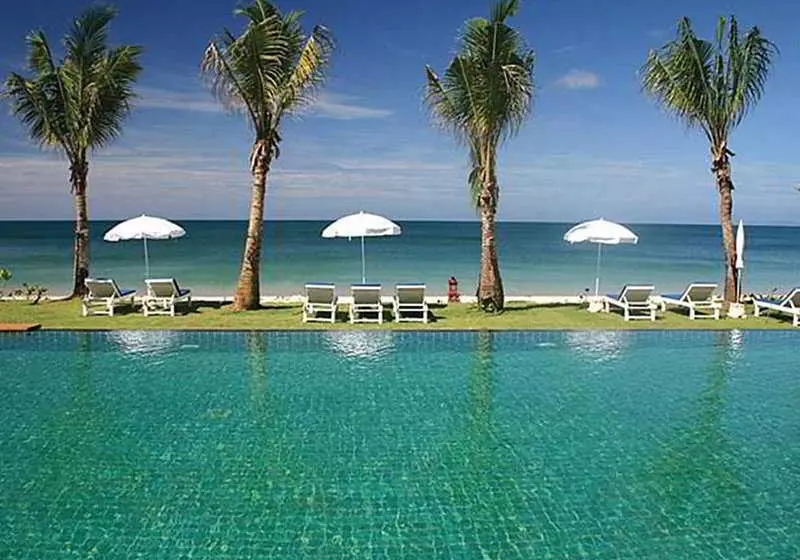 Otel Lanta Casuarina Beach Resort Sha Plus