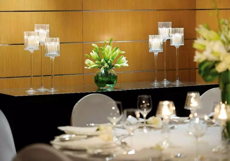 هتل Qabila Westbay