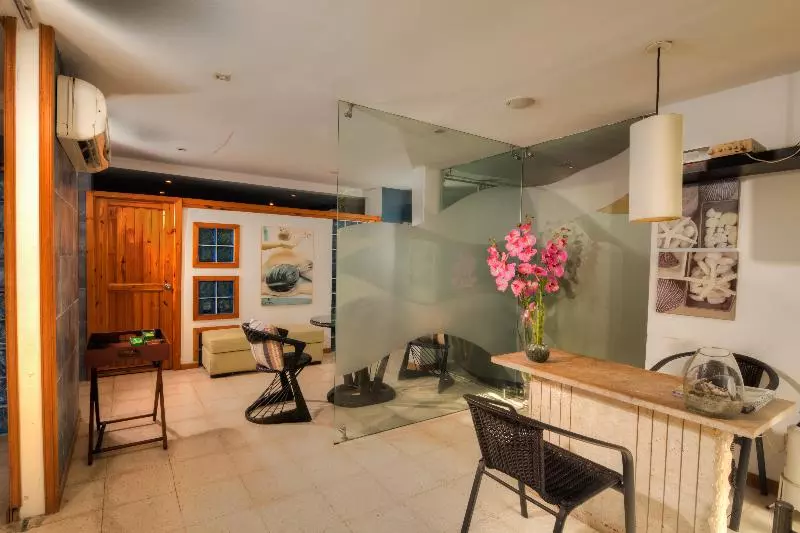 Otel Santorini Express Y Cabañas