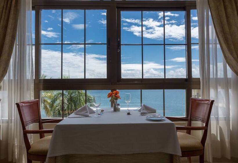 渡假胜地  Bahia Principe Grand Cayacoa