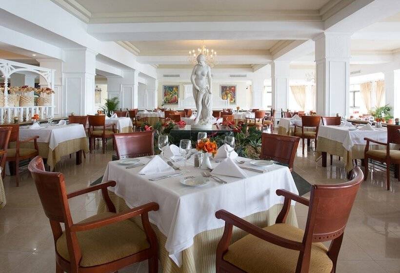 渡假胜地  Bahia Principe Grand Cayacoa