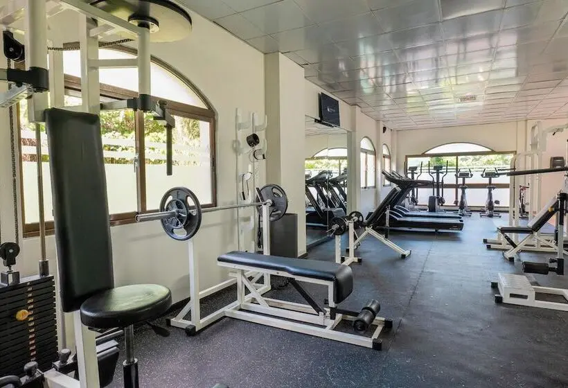 استراحتگاه Eurostars Grand Cayacoa