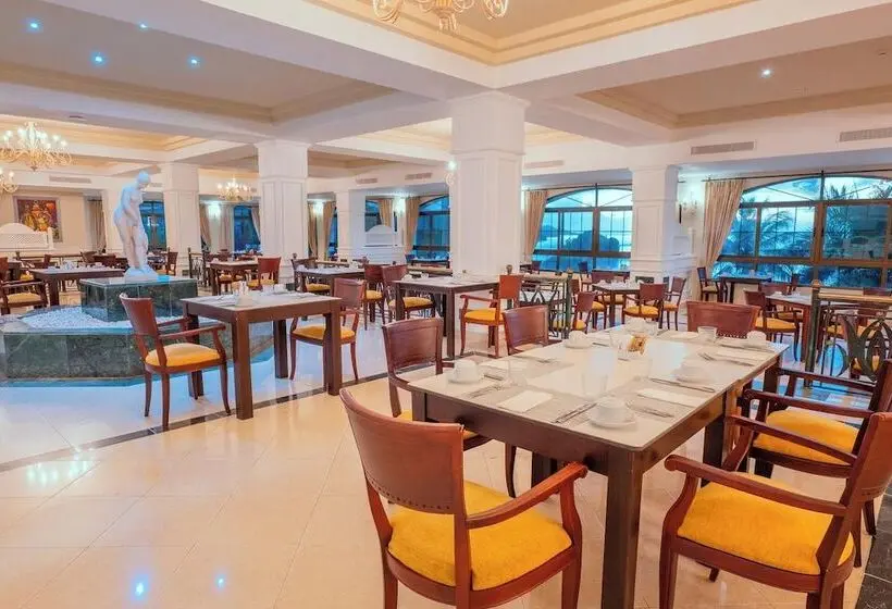 استراحتگاه Eurostars Grand Cayacoa