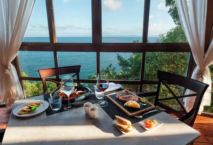 استراحتگاه Eurostars Grand Cayacoa