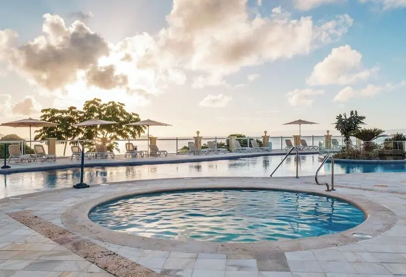 استراحتگاه Eurostars Grand Cayacoa