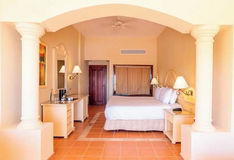 استراحتگاه Eurostars Grand Cayacoa