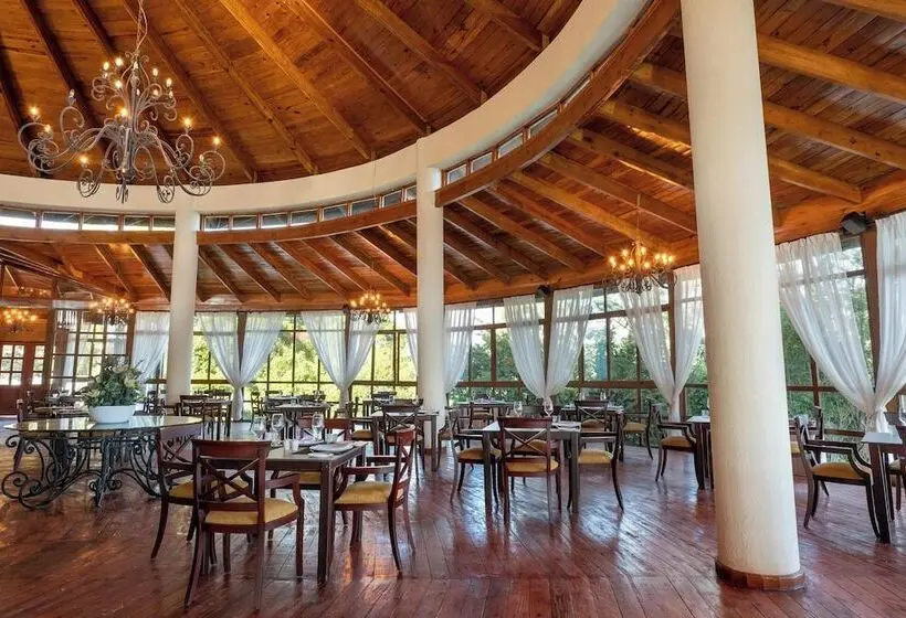 استراحتگاه Eurostars Grand Cayacoa