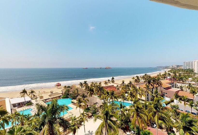 استراحتگاه Park Royal Beach Ixtapa All Inclusive