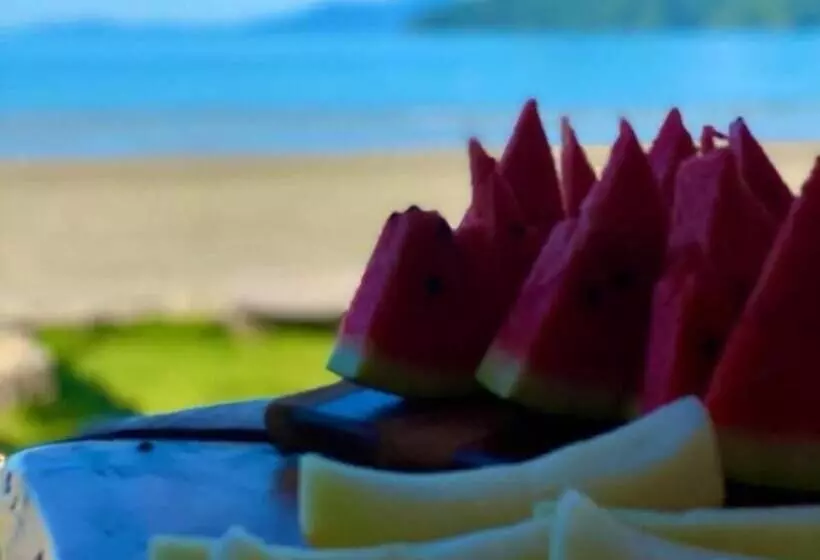 تختخواب و صبحانه Pousada Ub   Praia