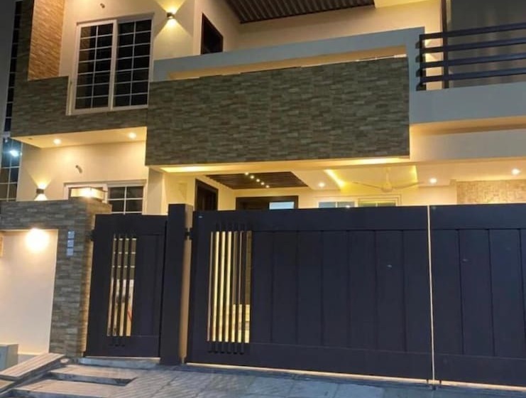 تختخواب و صبحانه Continental Boutique House