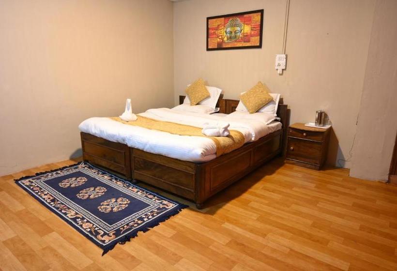 בית מלון כפרי Chalet Orchid Eco Retreat