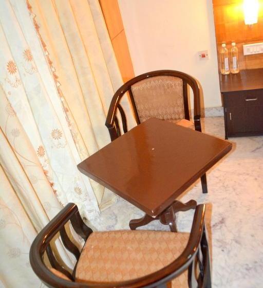 فندق City Centaur And Convention Center  Vaccinated Staff