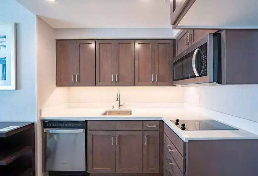 Hotelli Homewood Suites By Hilton Sunnyvale  Silicon Valley