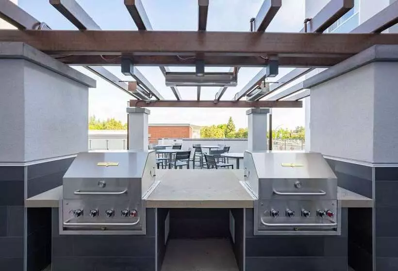 Hotelli Homewood Suites By Hilton Sunnyvale  Silicon Valley