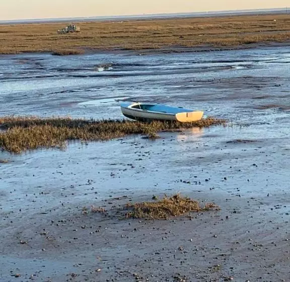 Hotelli Hôtel La Petite Auberge