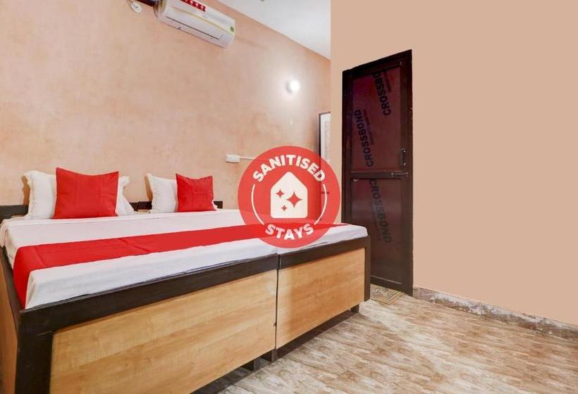 Hotel Oyo 77885 New Ess Ess Enterprises