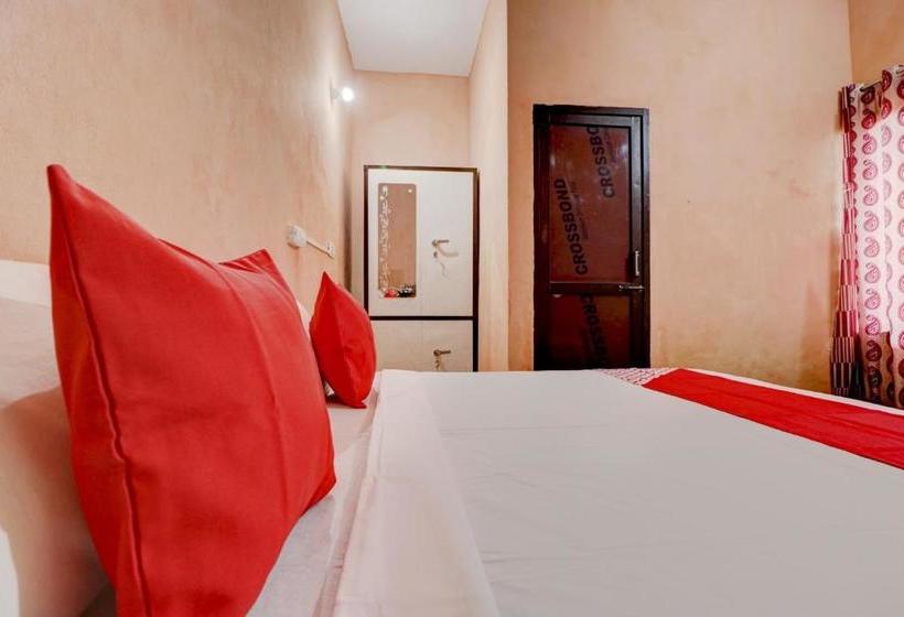 Hotel Oyo 77885 New Ess Ess Enterprises