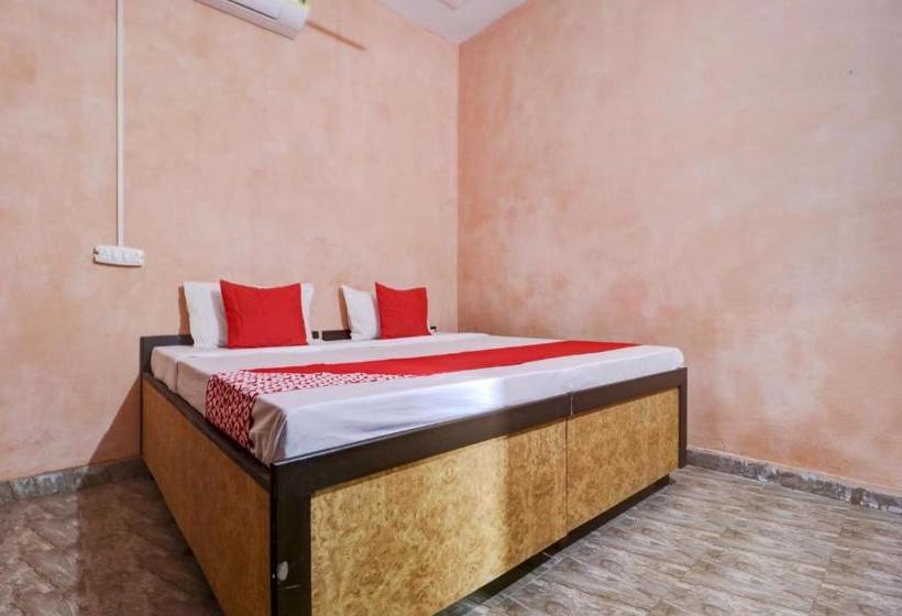 Hotel Oyo 77885 New Ess Ess Enterprises