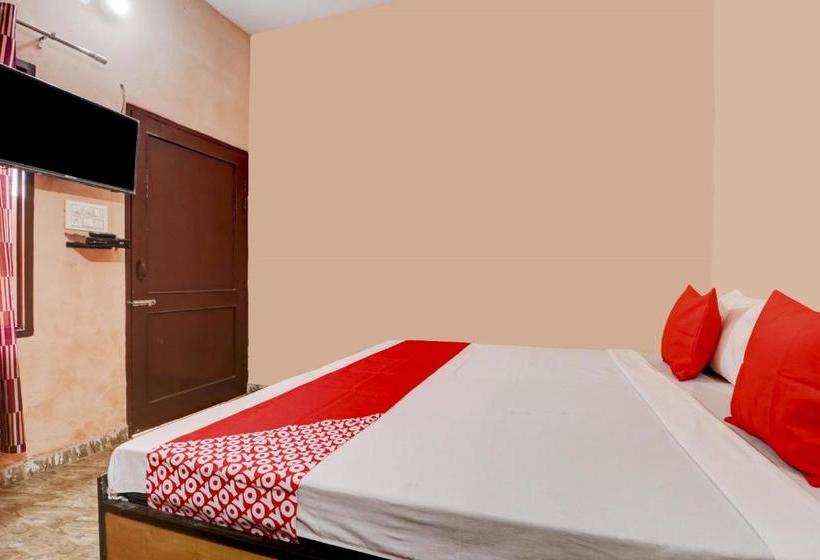 Hotel Oyo 77885 New Ess Ess Enterprises