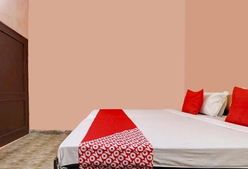 Hotel Oyo 77885 New Ess Ess Enterprises