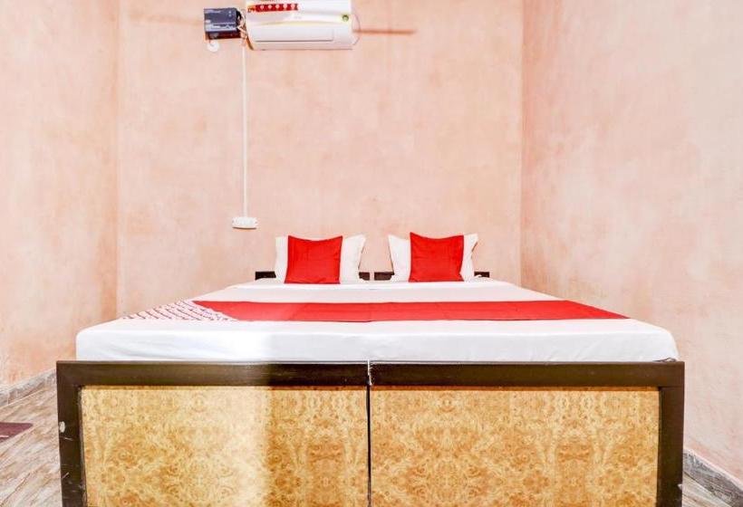 Hotel Oyo 77885 New Ess Ess Enterprises