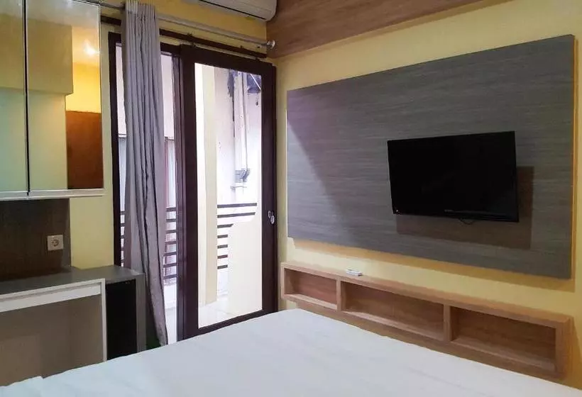 ホテル Oyo 90261 Spring Residence