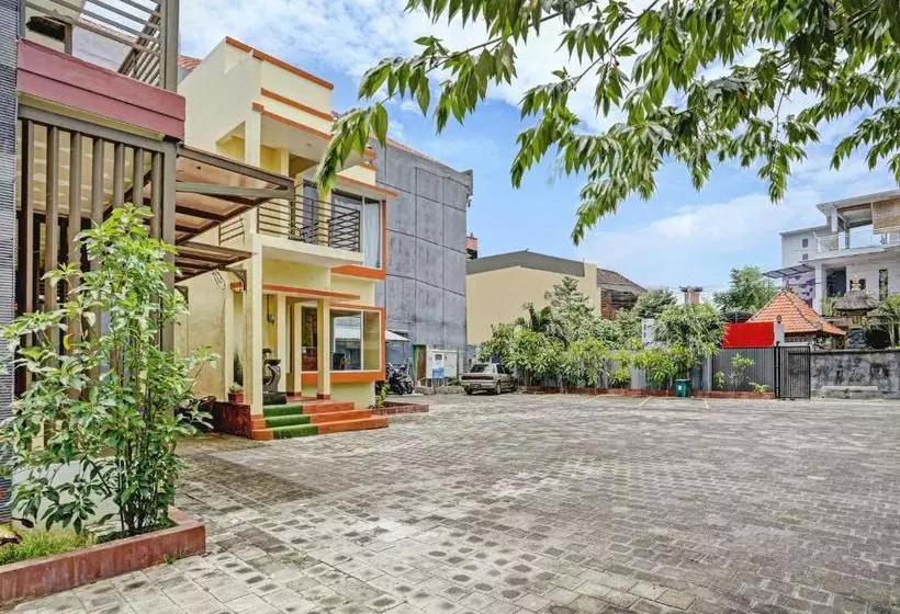 ホテル Oyo 90261 Spring Residence