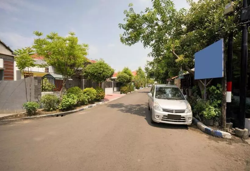هتل Teratai Homestay Syarah