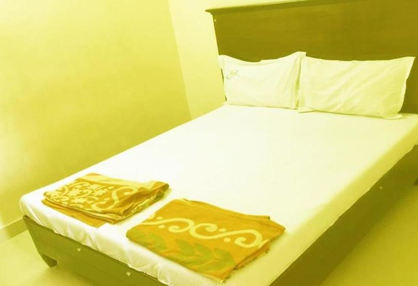 Отель Vishnu Residency Warangal