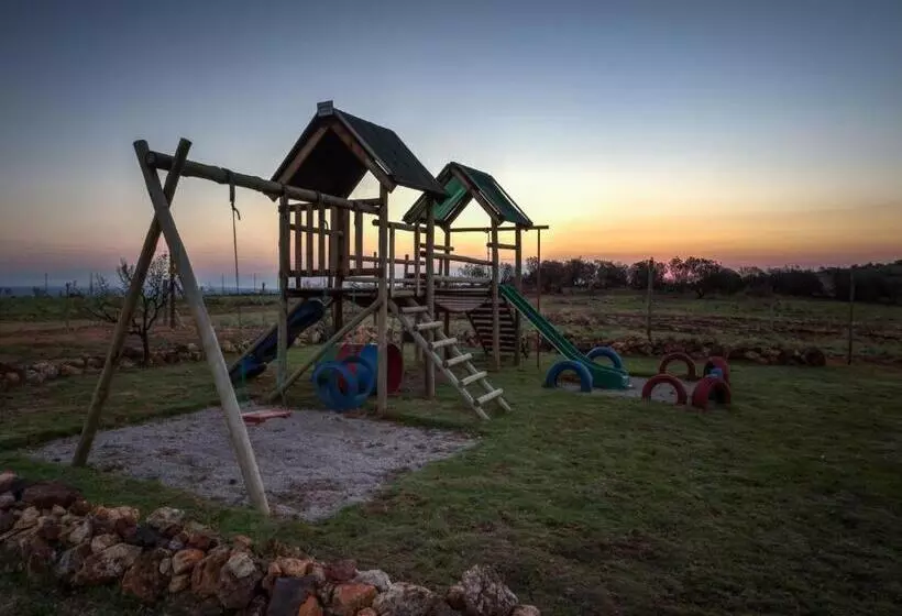 Majatalo Mount Savannah Lodge By Dream Resorts