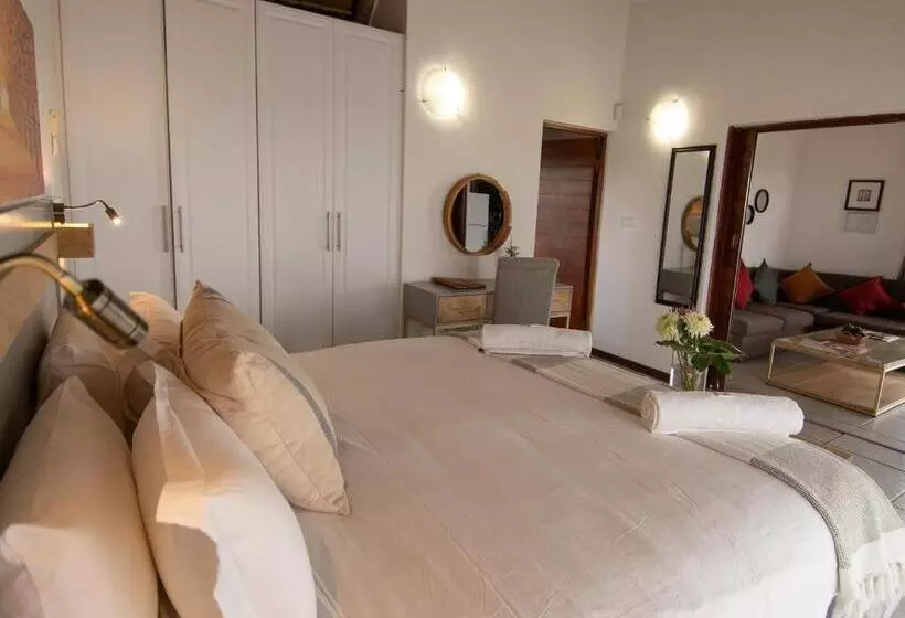 Majatalo Mount Savannah Lodge By Dream Resorts