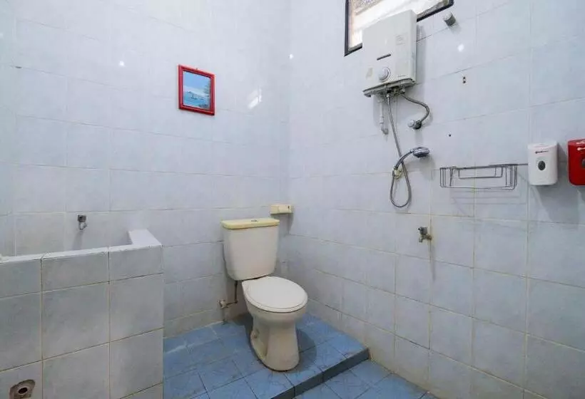 Urbanview Hotel Near Jatim Park 1 By Reddoorz