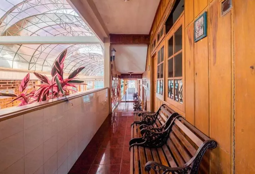 Urbanview Hotel Near Jatim Park 1 By Reddoorz